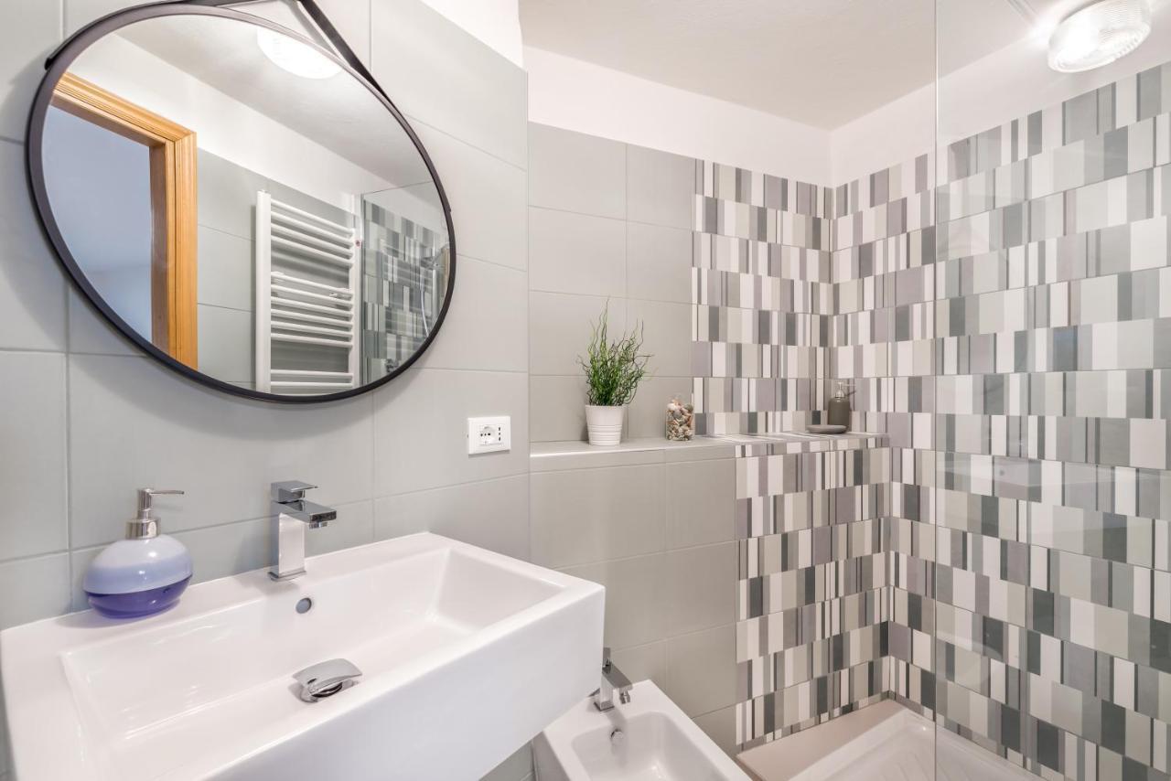 Il Mare Di Ada:Seaside Apartament In Riomaggiore Dış mekan fotoğraf